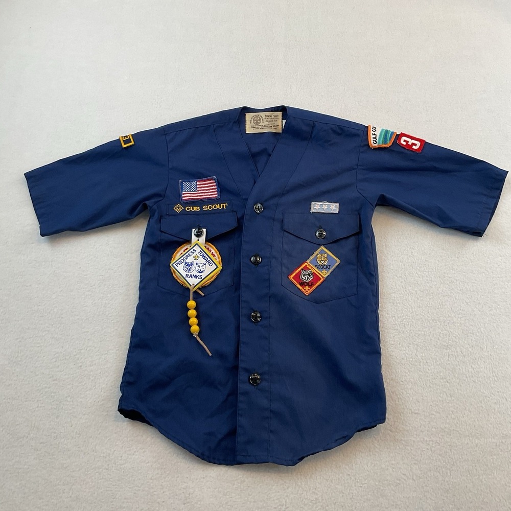 Vintage Boy Scouts American Cub Scout Uniform Shirt Short Sleeve Patches Sz 10‎